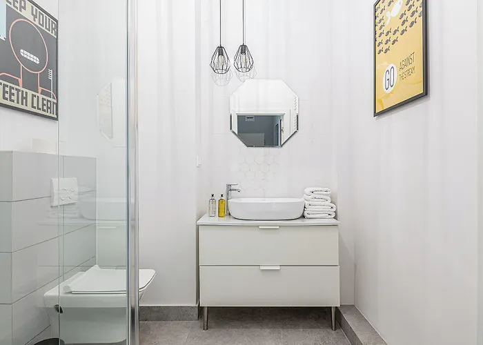 Apartament Rentplanet - Kępna Warszawa